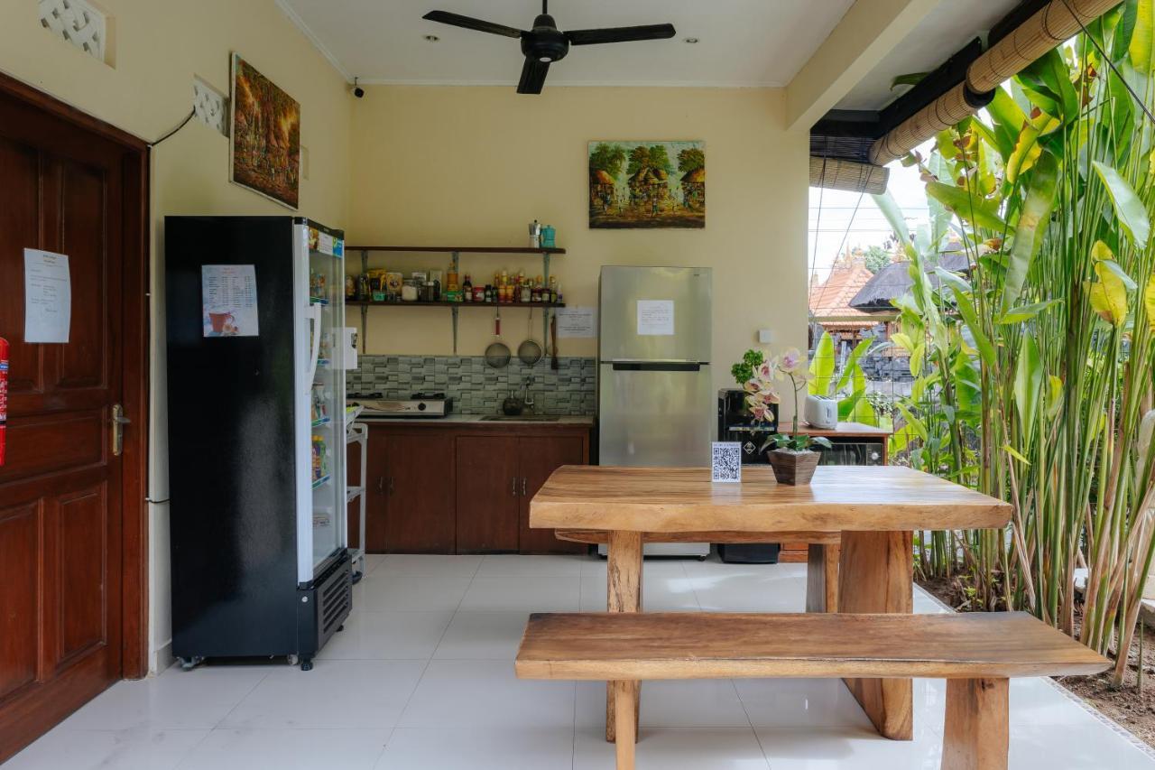 Bubu Canggu Guesthouse Exterior foto